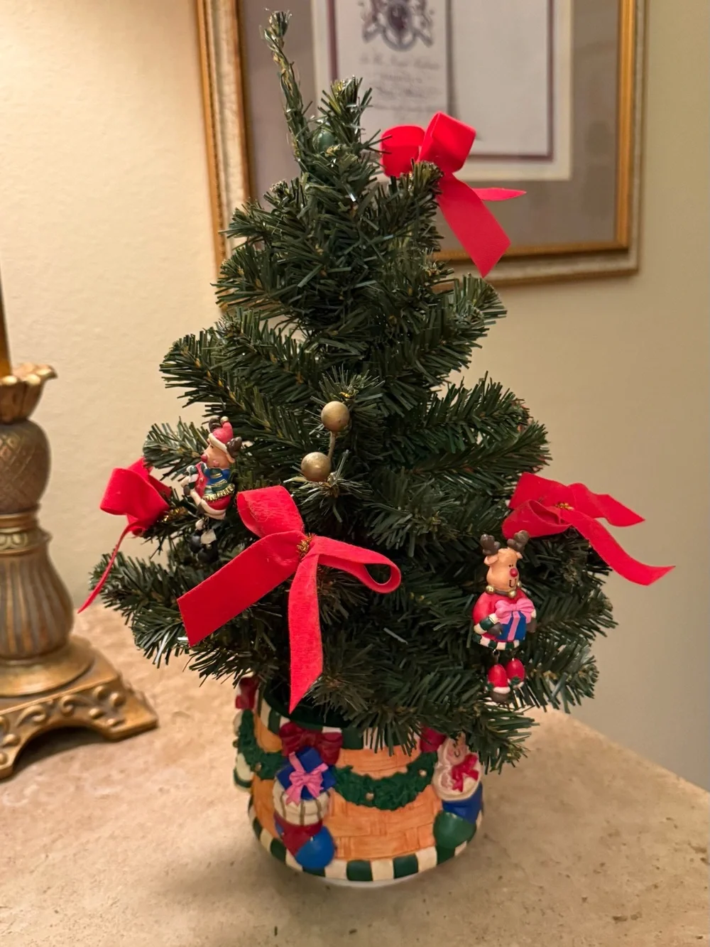 Vintage-Style Musical Rotating Tabletop Christmas Tree